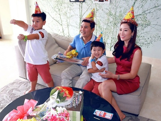 Á hậu, Quý bà, Thế giới, Thu Hương, chồng ,đào hoa Á hậu, Quý bà, Thế giới, Thu Hương, chồng ,đào hoa