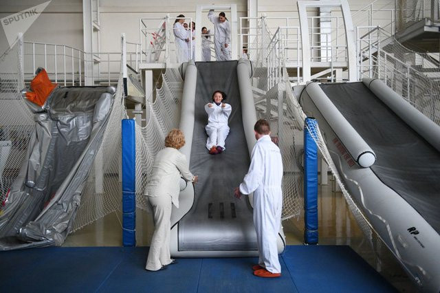 Những tiếp viên hàng không được đào tạo như thế nào?