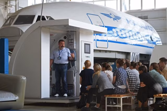 Những tiếp viên hàng không được đào tạo như thế nào?