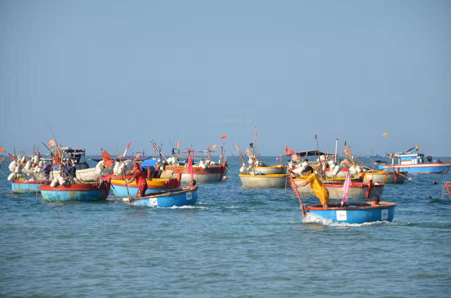 Cuộc đua gay cấn từ những phút đầu xuất phát.