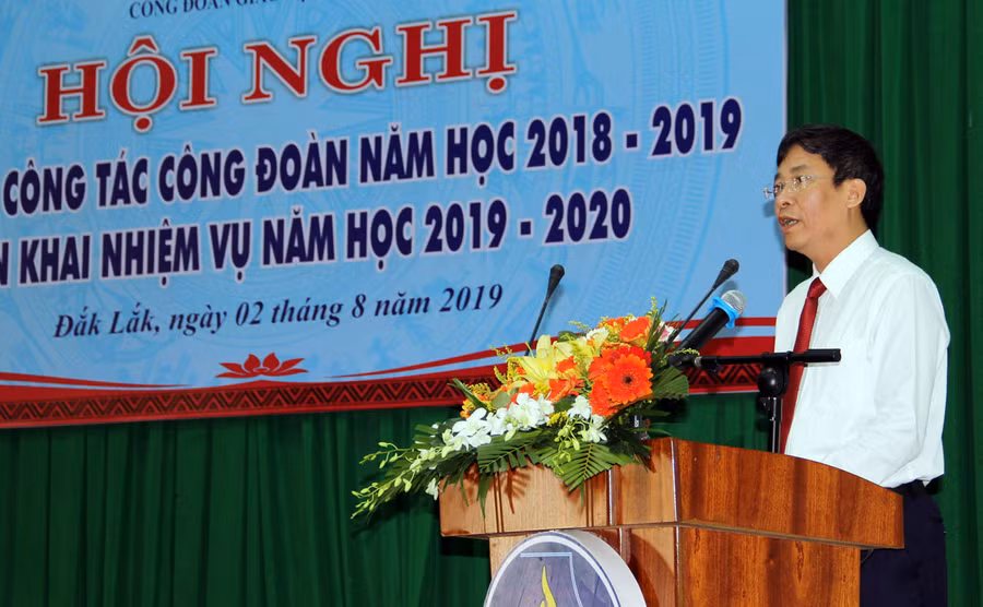 Chủ tịch CĐGD Việt Nam Vũ Minh Đức phát biểu khai mạc