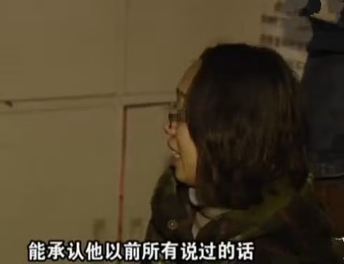  Tiểu Dư rất bức xúc trước những lời ngụy biện của chồng và sẽ nhờ đến pháp luật trợ giúp 