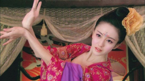 Ý nghĩa sợi dây đỏ mà cô gái Trung Hoa xưa đeo khi làm nghề nhạy cảm hình ảnh 1 y nghia soi day do ma co gai trung hoa xua deo khi lam nghe nhay cam hinh anh 1