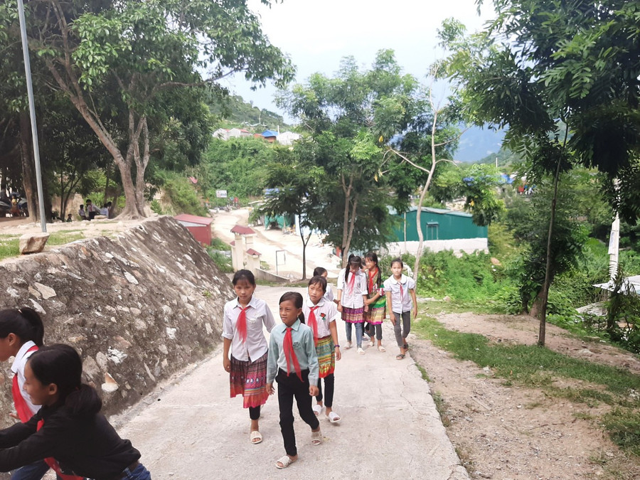 Học sinh Trường PTDT bán trú THCS Mường Lý (Mường Lát, Thanh Hóa) Học sinh Trường PTDT bán trú THCS Mường Lý (Mường Lát, Thanh Hóa)