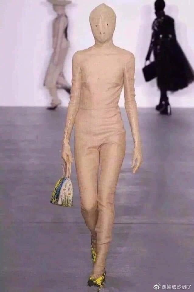 Những hình ảnh hài hước trong ngày ảnh 7