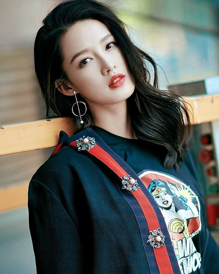 10 sao Hoa ngữ nổi bật nhất năm 2019: Vương Nhất Bác, Triệu Lệ Dĩnh không phải dẫn đầu ảnh 3 10 sao Hoa ngữ nổi bật nhất năm 2019: Vương Nhất Bác, Triệu Lệ Dĩnh không phải dẫn đầu ảnh 3