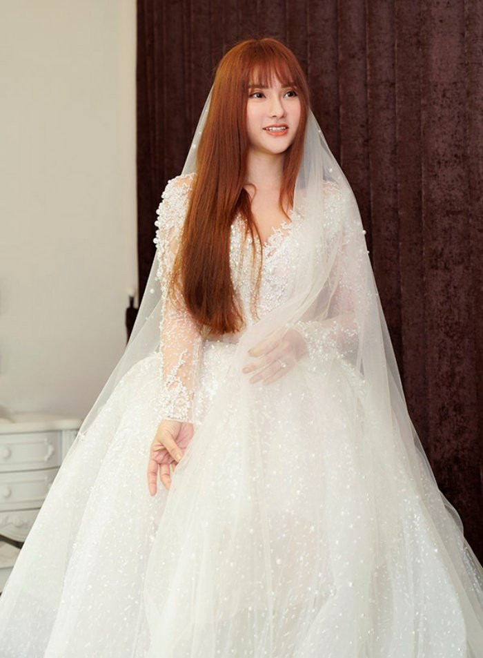 Mĩ nhân Việt dành cả thanh xuân để yêu một người: Người hạnh phúc viên mãn, kẻ chia tay trong nước mắt ảnh 6 Khi mĩ nhân Việt dành cả thanh xuân để yêu một người: Người hạnh phúc viên mãn, kẻ chia tay trong nước mắt ảnh 6