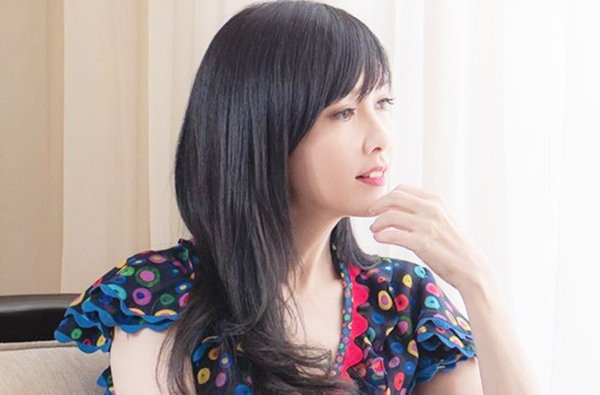 Trầm trồ ảnh thẻ năm 20 tuổi của Châu Huệ Mẫn ảnh 3 anh the nam 20 tuoi cua ngoc nu cbiz so voi nam 52 tuoi gan nhu bat bien - 5
