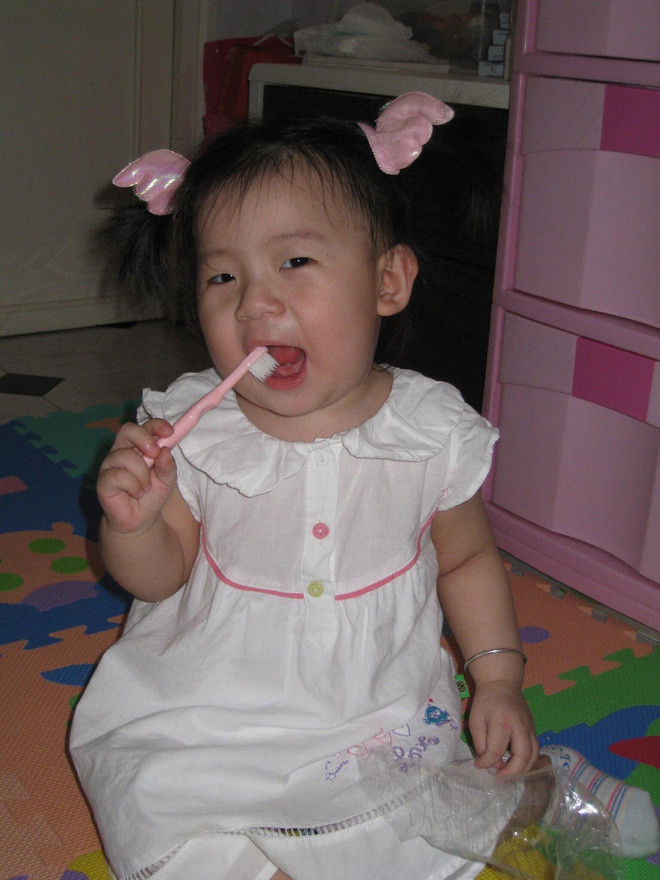 Việt Anh bị vợ cũ tố giả tạo khi lấy con gái để “đánh bóng” tên tuổi ảnh 3 Empty