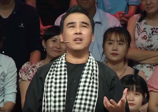 Rớt nước mắt nghe kể những lần Quyền Linh suýt qua đời ảnh 1 rot nuoc mat nghe ke nhung lan quyen linh suyt qua doi, mau tuon chay khi nga tu tren cao - 3