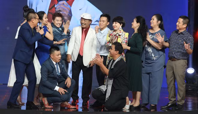 rot nuoc mat nghe ke nhung lan quyen linh suyt qua doi, mau tuon chay khi nga tu tren cao - 11