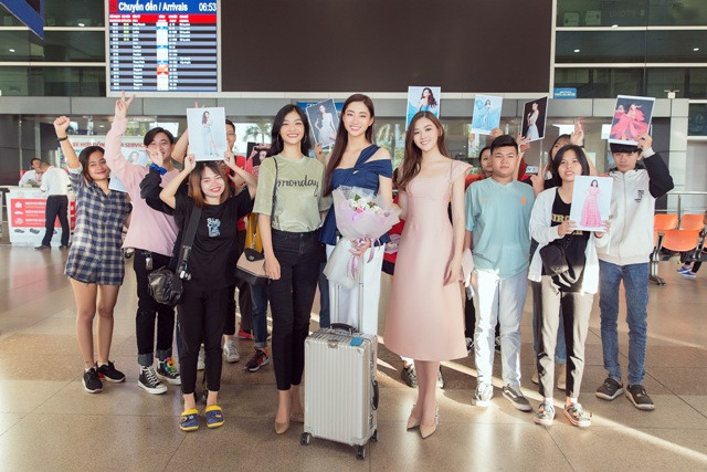 Lương Thùy Linh được chào đón khi trở về từ Miss World 2019. Lương Thùy Linh được chào đón khi trở về từ Miss World 2019.