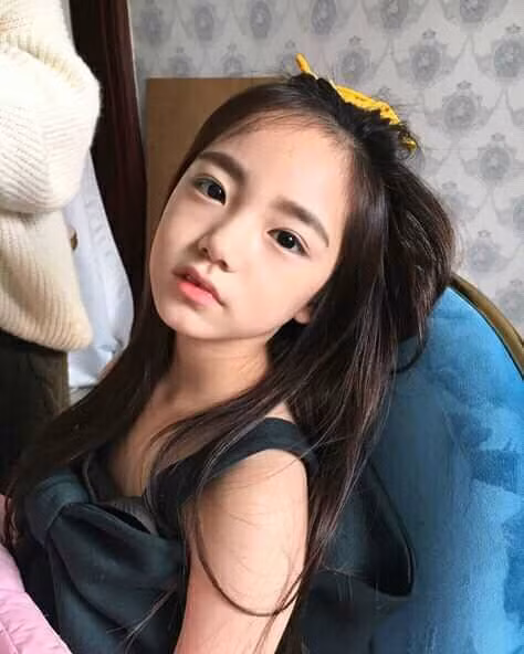 tieu my nhan 8 tuoi duoc nhieu ceo hua hen cho doi 10 nam - 4