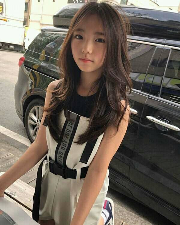 tieu my nhan 8 tuoi duoc nhieu ceo hua hen cho doi 10 nam - 6