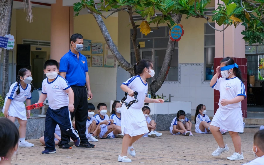 Học sinh tích cực, sáng tạo và yêu thích hơn tiết học thể dục.