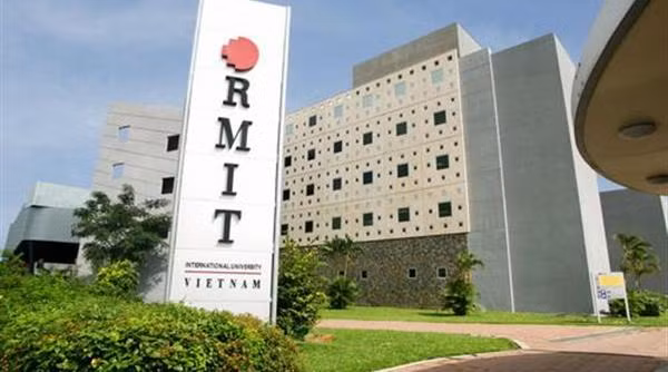 Cô gái tài năng giành học bổng bán phần của RMIT