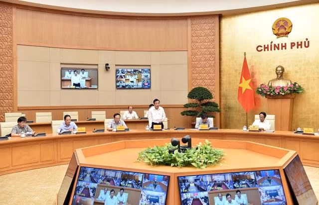 Tuyệt đối không chủ quan trước hoàn lưu bão số 1 - Ảnh 2.