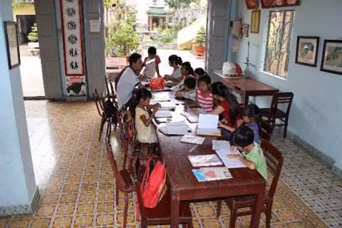 Lớp học không tên của thầy giáo già