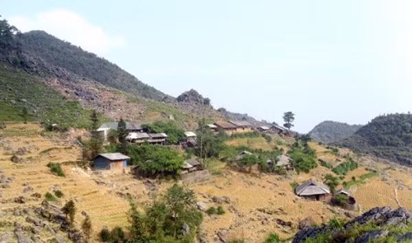 hu-tuc-phoi-xac-nghe-da-thay-rung-minh-giua-cao-nguyen-da