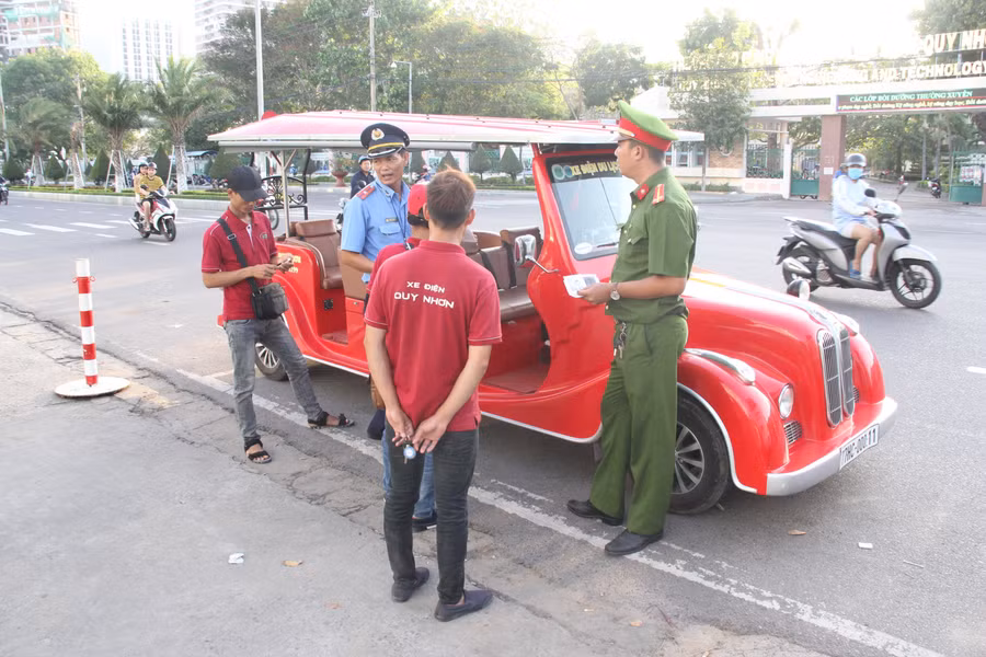 Keyword đầu tiên có dấu