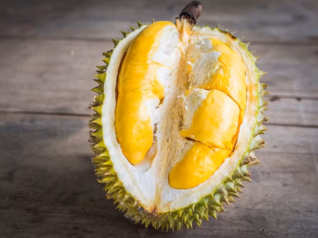 Sầu riêng vào mùa rộ nhưng ăn thế nào mới đúng cách để vừa khỏe vừa đẹp? - Ảnh 1. Sầu riêng vào mùa rộ nhưng ăn thế nào mới đúng cách để vừa khỏe vừa đẹp?-1