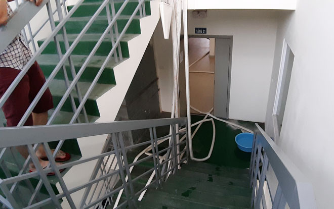 Nắng nóng kỷ lục, người dân chung cư khu Ngoại giao đoàn (Hà Nội) khốn đốn vì thiếu nước sạch ảnh 8 Chú thích ảnh