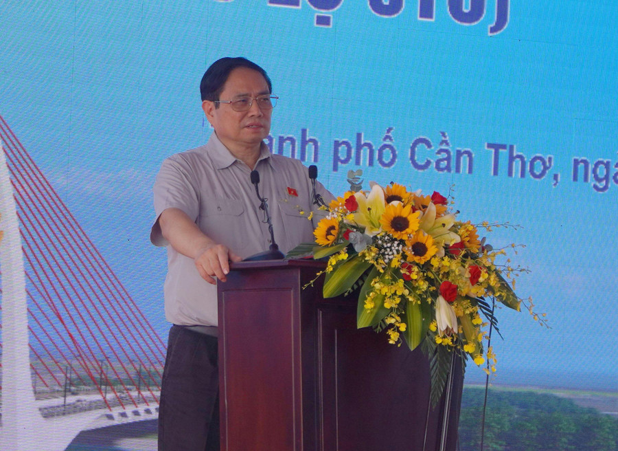 Thủ tướng Phạm Minh Chính phát biểu chỉ đạo tại lễ khởi công. Thủ tướng Phạm Minh Chính phát biểu chỉ đạo tại lễ khởi công.