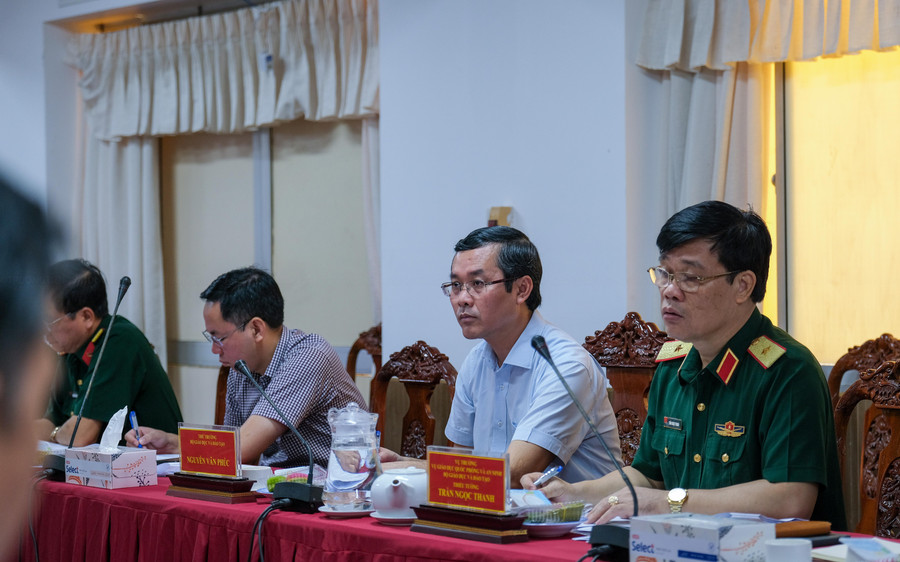 Đoàn công tác Bộ GD&amp;ĐT làm việc với UBND TP Cần Thơ và Quân khu 9 về việc kiểm tra công tác chuẩn bị hội thao.