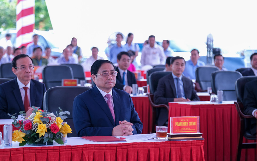 Đến dự lễ khánh thành có Thủ tướng Chính phủ Phạm Minh Chính. Đến dự lễ khánh thành có Thủ tướng Chính phủ Phạm Minh Chính.