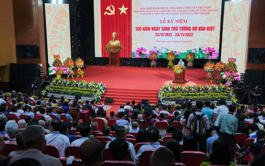 Đồng chí Phạm Chánh Trực - nguyên Phó Trưởng ban Kinh tế Trung ương, nguyên Phó Bí thư Thường trực Thành ủy TPHCM, nguyên Chủ tịch HĐND TPHCM kể lại những kỷ niệm về đồng chí Sáu Dân.