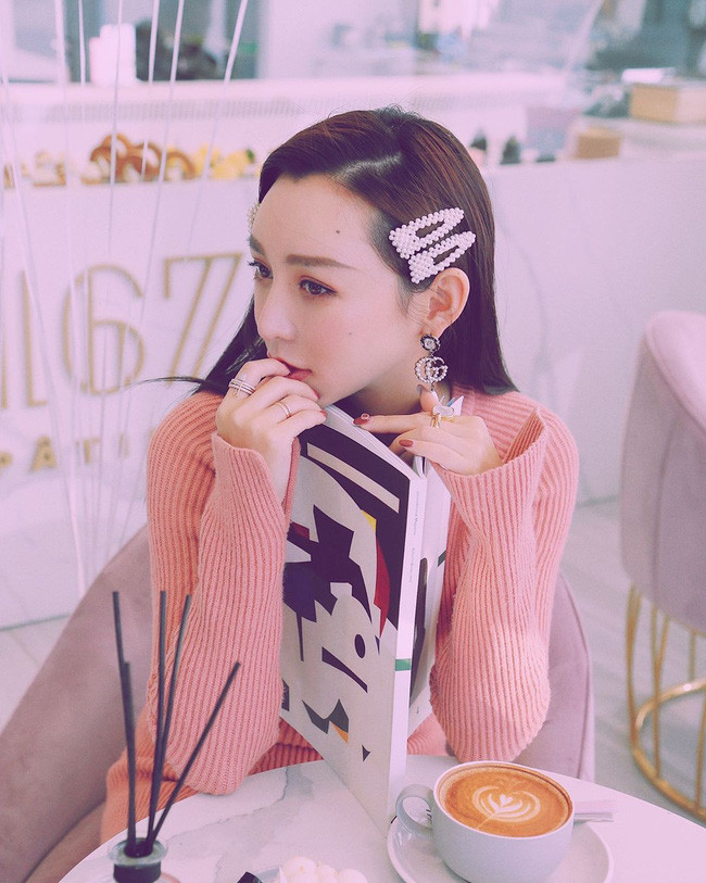 Biết là cặp tóc đang hot, nhưng muốn xinh trẻ và không sến với phụ kiện này thì nhất định các nàng phải biết vài tips sau - Ảnh 4.