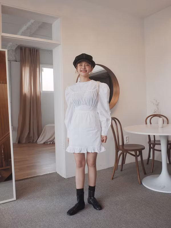 Váy tay bồng sẽ giúp chủ nhân tôn thêm được nét tiểu thư bất tận.