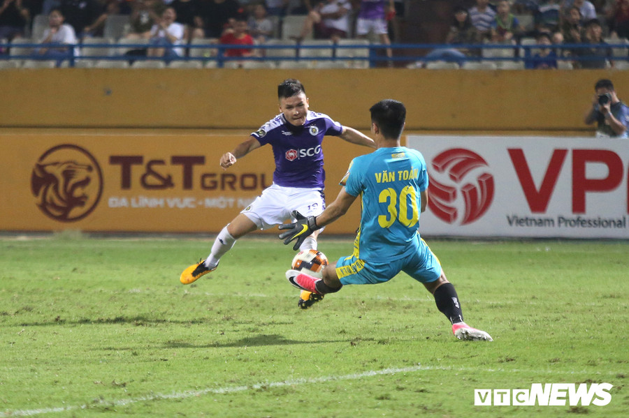Tuy nhiên đây là trận đấu mà Văn Toản đã chơi tốt.