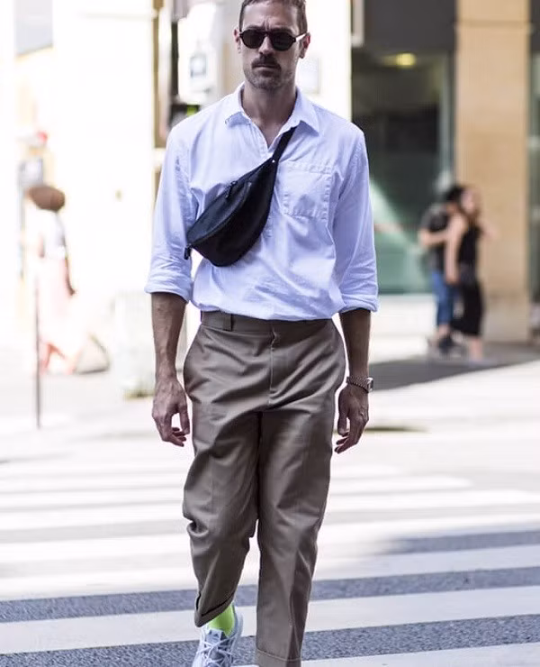 Kiểu túi Fanny Bag tiện lợi cho mọi cánh mày râu