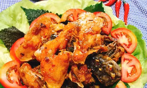 Cá hồi chiên nước mắm thơm ngon cho bữa cơm chiều