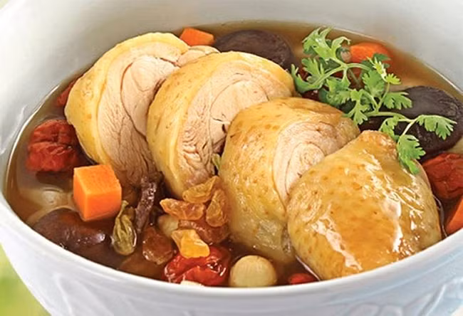 5 lý do các chuyên gia khuyên bạn nên ăn thịt gà thay các thịt gia cầm khác