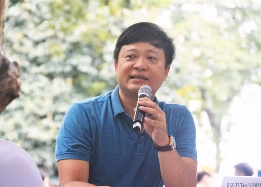 PGS.TS Phạm Mạnh Hà, Trường Đại học Giáo dục, Đại học Quốc gia Hà Nội.