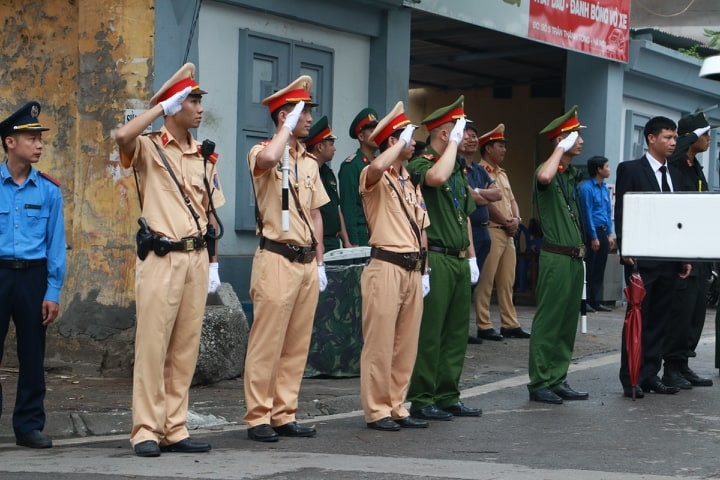 Lực lượng bảo vệ an ninh phục vụ Lễ tang tiễn biệt Đại tướng Lê Đức Anh.