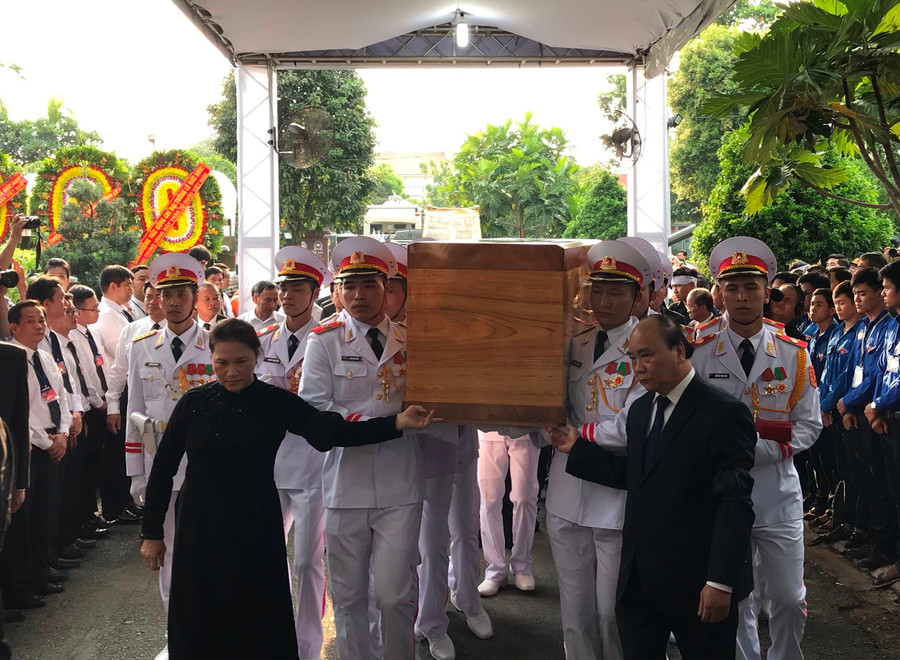 Lễ An táng nguyên Chủ tịch nước, Đại tướng Lê Đức Anh tại Nghĩa trang thành phố Hồ Chí Minh. Ảnh: VGP/Lê Anh.