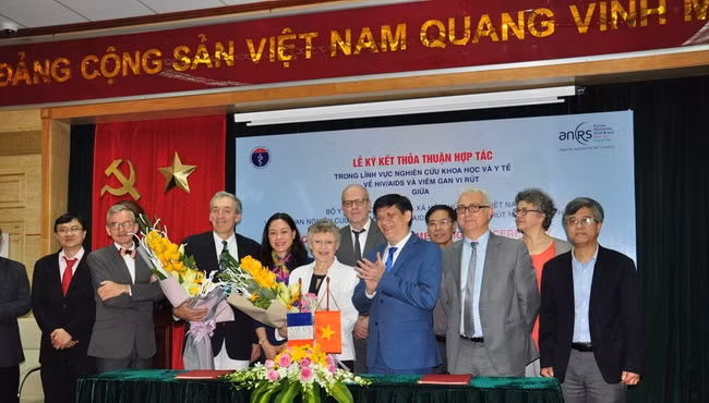 Thỏa thuận hợp tác giữa Bộ Y tế Việt Nam và ANRS mở ra nhiều cơ hội cho bệnh nhân HIV 