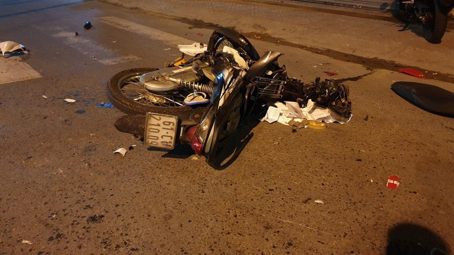 Mô tô phân khối lớn tông người đàn ông qua đường, nam thanh niên tử vong - Ảnh 1.  Mô tô phân khối lớn tông người đàn ông qua đường, nam thanh niên tử vong - Ảnh 1.