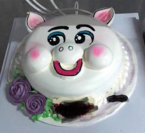 Một chú heo khác cũng khiến người nhận khóc dở.