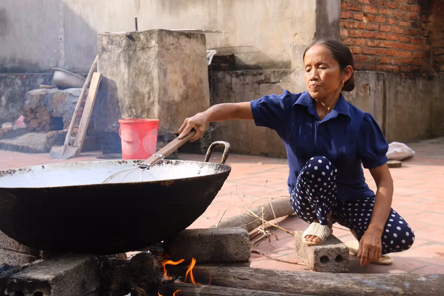 Sự thật về thu nhập ‘khủng’ của bà Tân Vlog