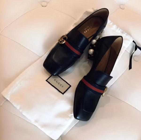 Cuộc sống sang chảnh của 2 chân dài là bạn thân cùng lấy đại gia - thiếu gia