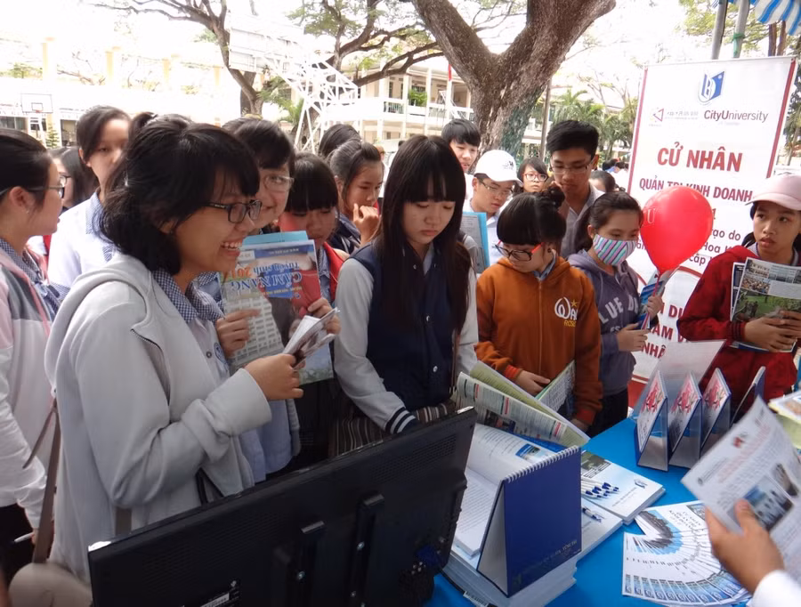 Trường Đại học Bà Rịa – Vũng Tàu xét tuyển đại học, cao đẳng đợt 1 năm 2016