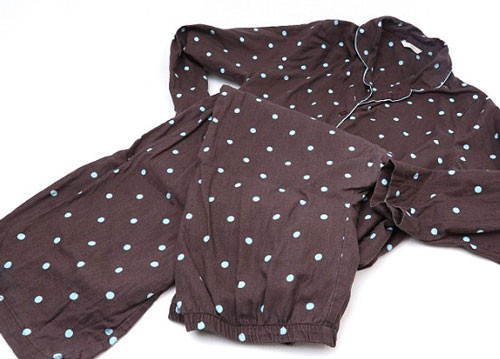 Các loại quần áo có thể mặc tối đa bao lâu trước khi giặt ảnh 4 cac-loai-quan-ao-co-the-mac-toi-da-bao-lau-truoc-khi-giat-3