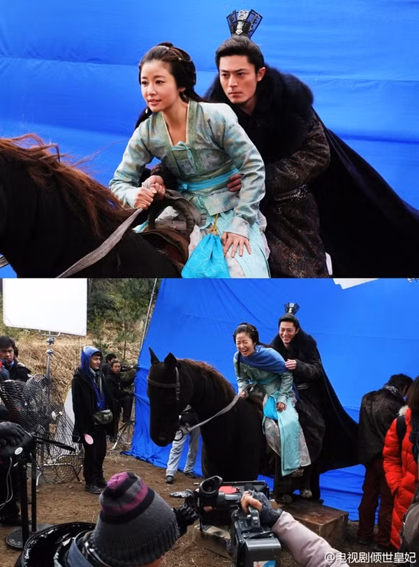 Hoắc Kiến Hoa và Lâm Tâm Như phi ngựa dũng mãnh trong bộ phim "Khuynh Thế Hoàng Phi". Nhưng sự thật thì cả hai chỉ ngồi trên lưng ngựa giả rồi diễn thật sâu!