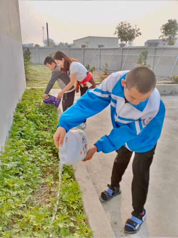 Các em học sinh tham gia các hoạt động giáo dục phong phú tại Trung tâm.