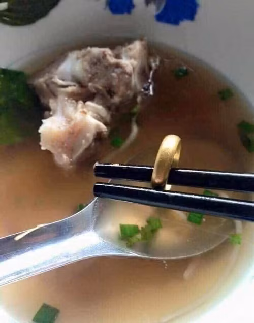 Bất ngờ mọi lúc mọi nơi.