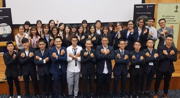 30 sinh viên ICAEW tham gia chương trình đợt 1